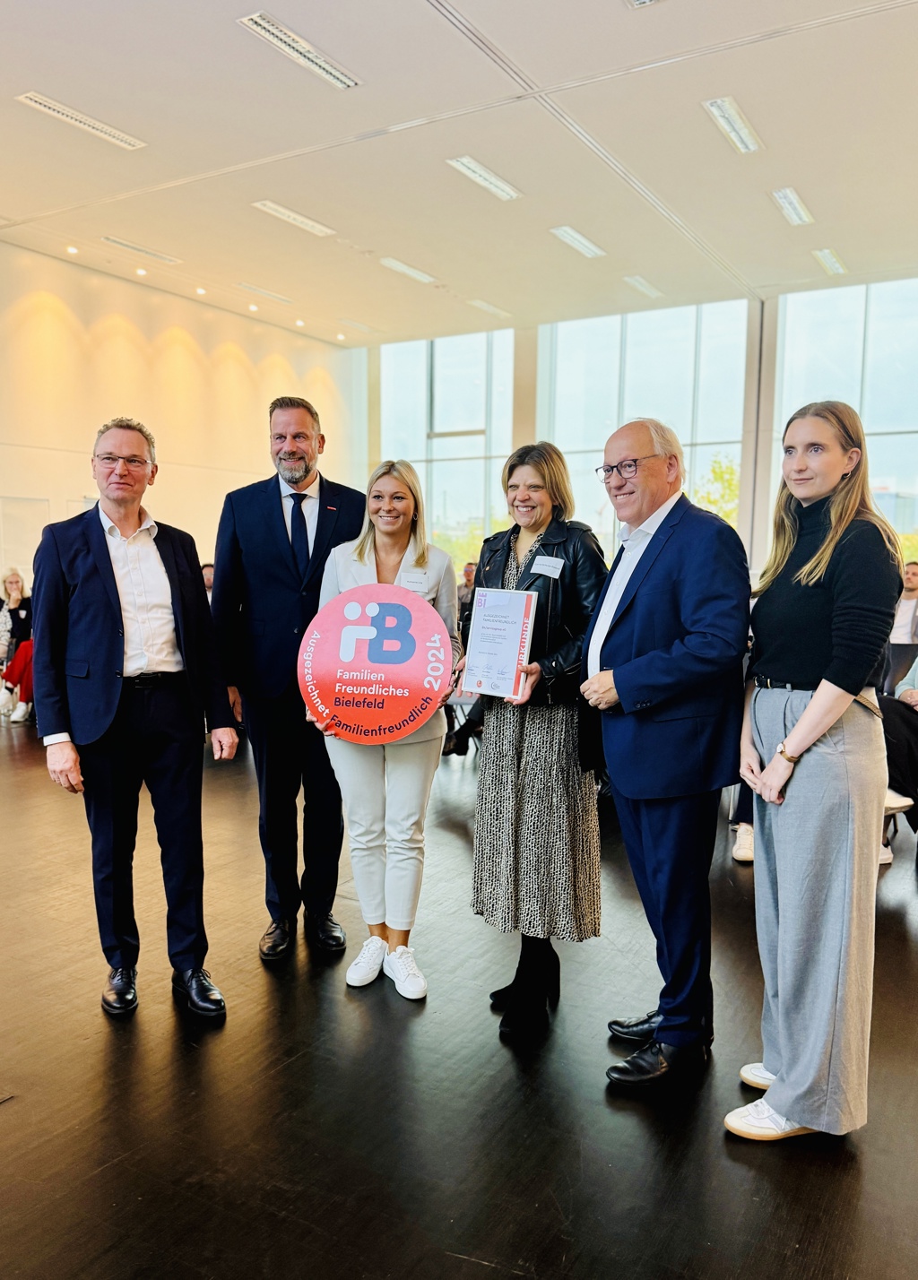 2024 10 11 PM EK Erneut Als Familienfreundlicher Arbeitgeber Zertifiziert 2024 10 11 PM EK Erneut Als Familienfreundlicher Arbeitgeber Zertifiziert