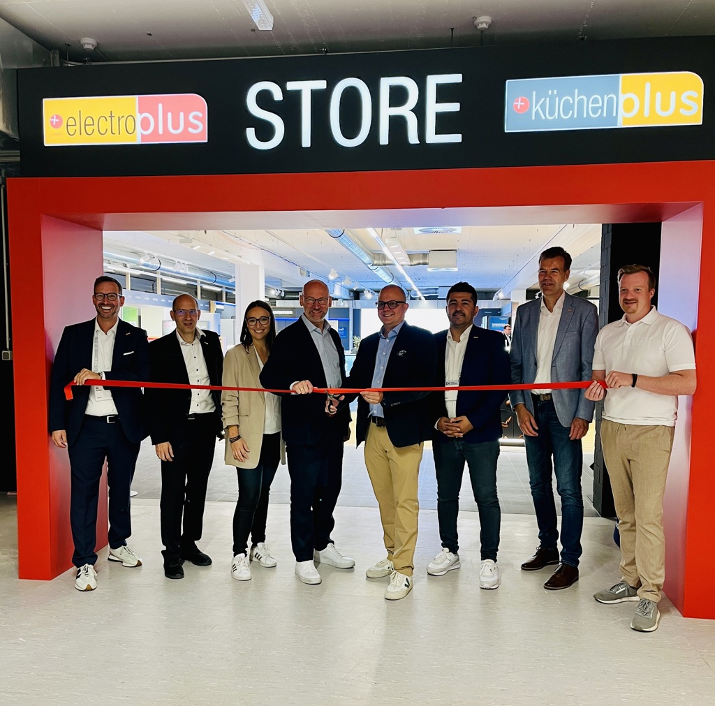 2024 09 18 PM EK LIVE Elektro (3) 2024 09 18 PM EK LIVE Elektro (3)