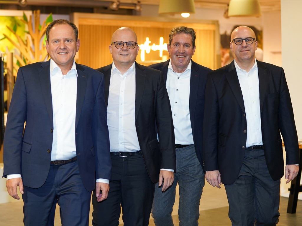 executive-board.jpg executive-board.jpg