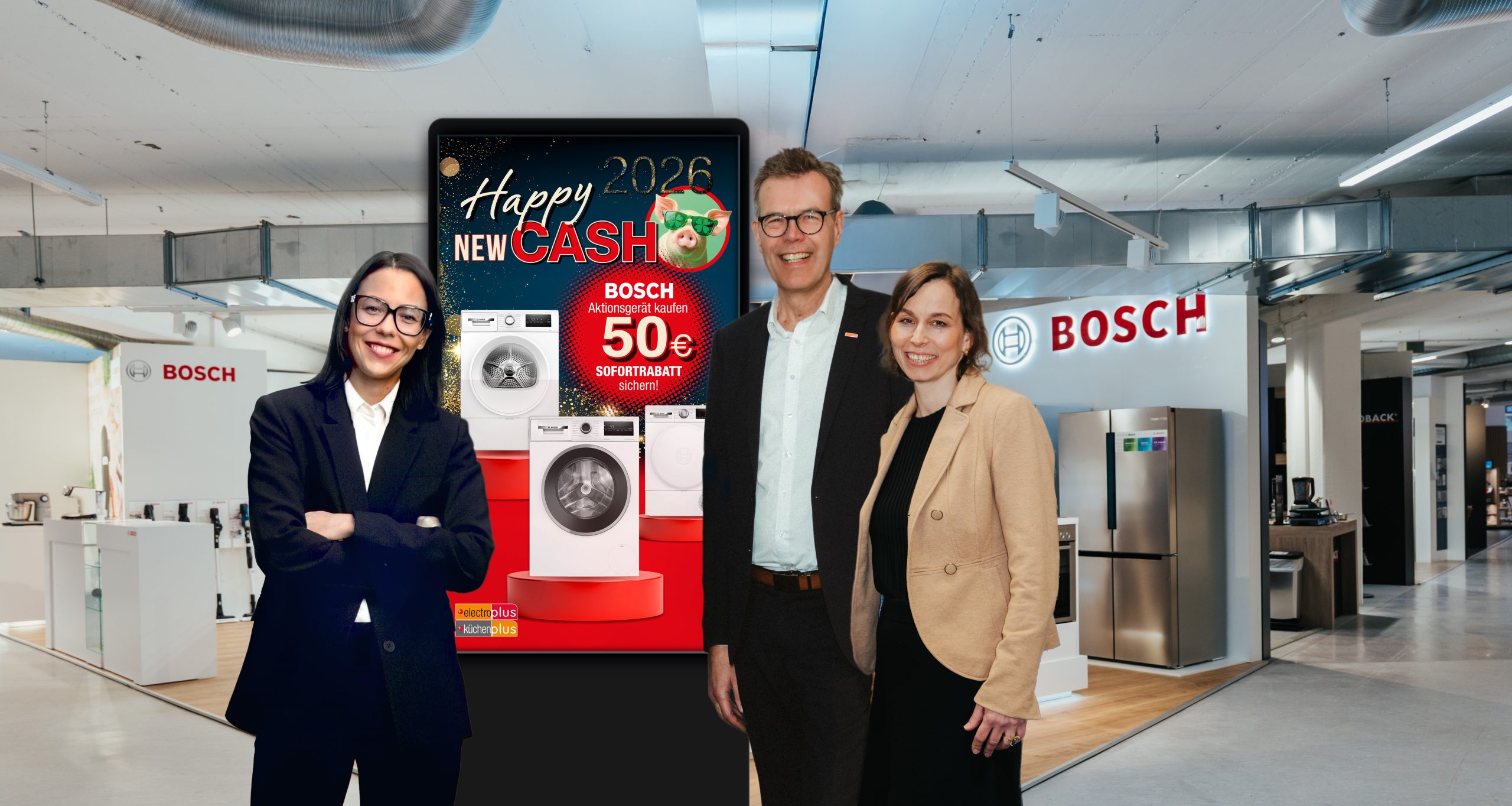 Erfolgreiche Gemeinschaftskampagne von electroplus küchenplus und Bosch (v. l. n. r.): Lisa Kolbert (Key Account Managerin Electrical Retail Germany, BSH), Franz Schreckenberg (Team Lead Category Management Electro, EK Retail) und Alice Jank (Category Manager Major Domestic Appliances, EK Retail).